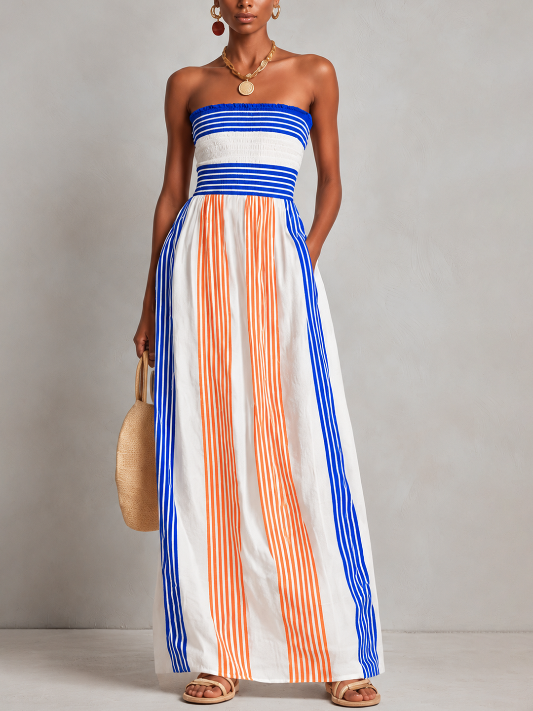 Robe maxi bustier smockée à rayures - détail