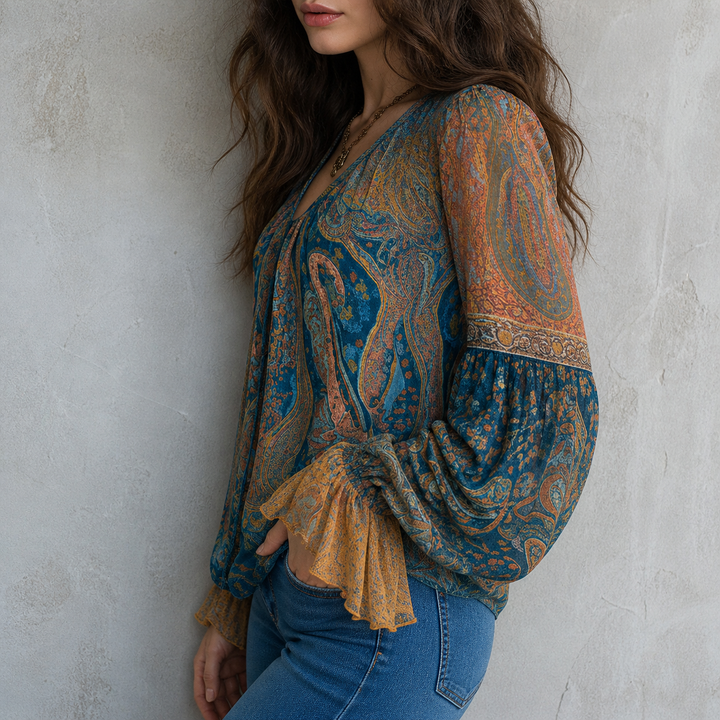 Phyllis | Blouse Bohémienne Paisley avec Manches Volantes
