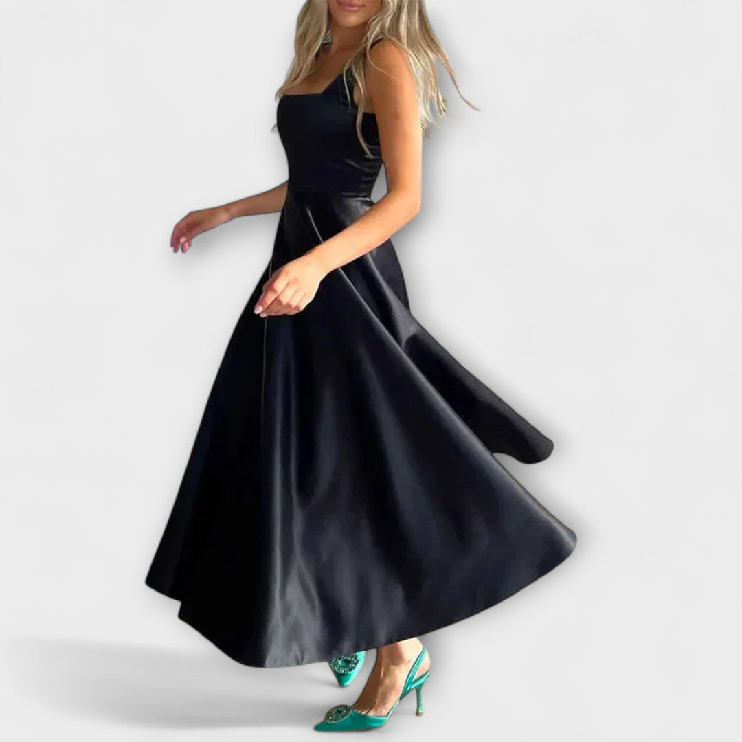 Lumea™ | Chic Midi Dress