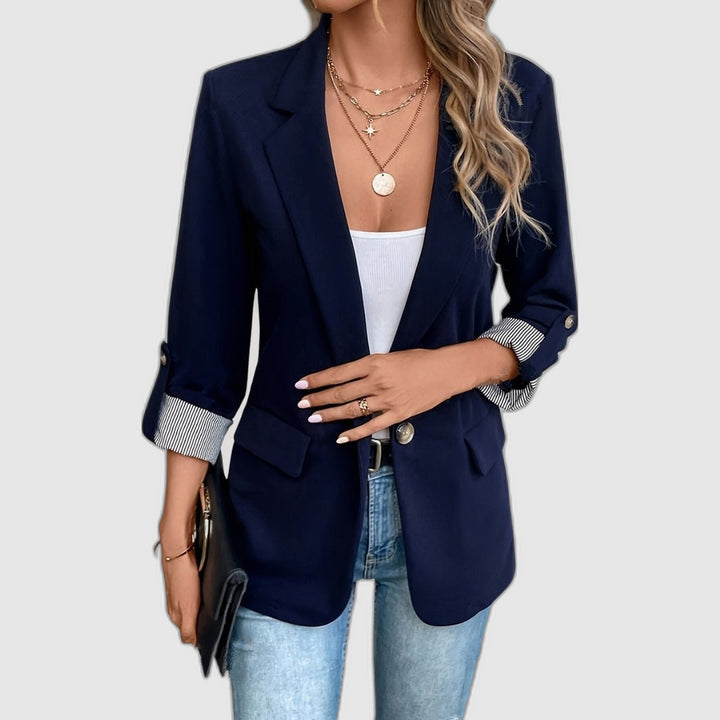 Clara | Veste blazer structurée à simple boutonnage et manches retroussables
