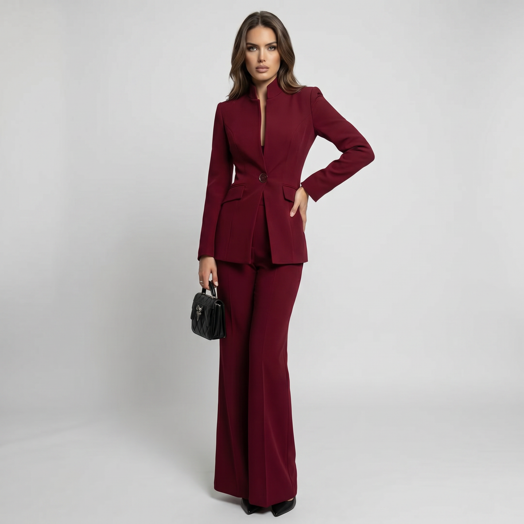Ensemble tailleur blazer et pantalon à col montant