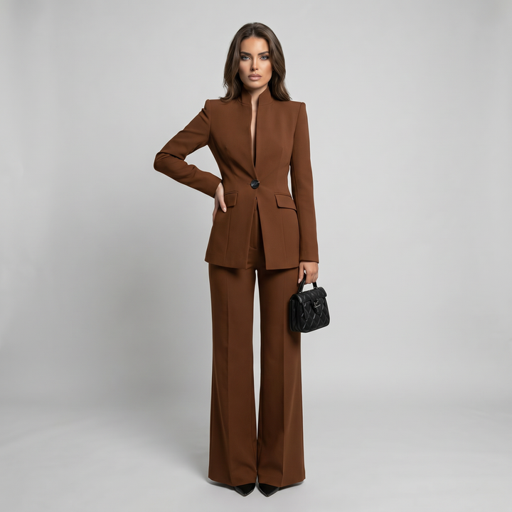 Ensemble tailleur blazer et pantalon à col montant