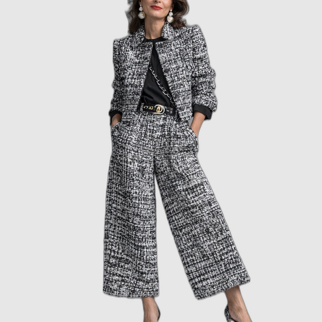 Lucia™ | Silhouette Raffinée